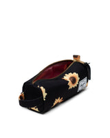 Herschel Supply Co. Settlement Pouch