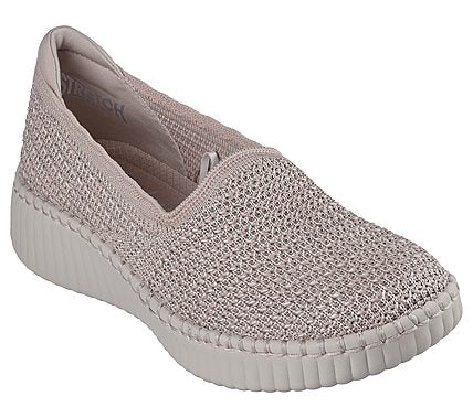 Skechers Womens Wilshire Blvd Slip-On Shoes