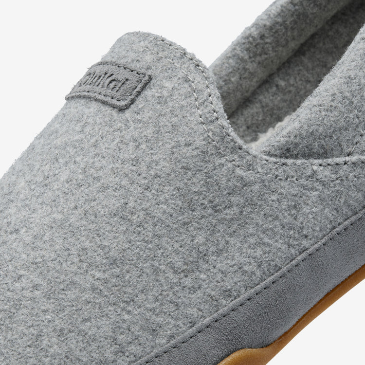 OluKai Mens Kālawa Slip-On Shoes