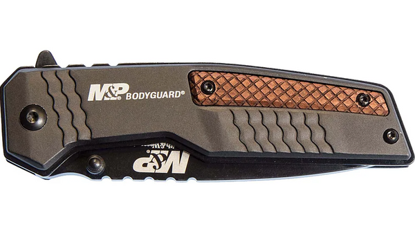 Smith & Wesson Bodyguard Serrated Folding Knife