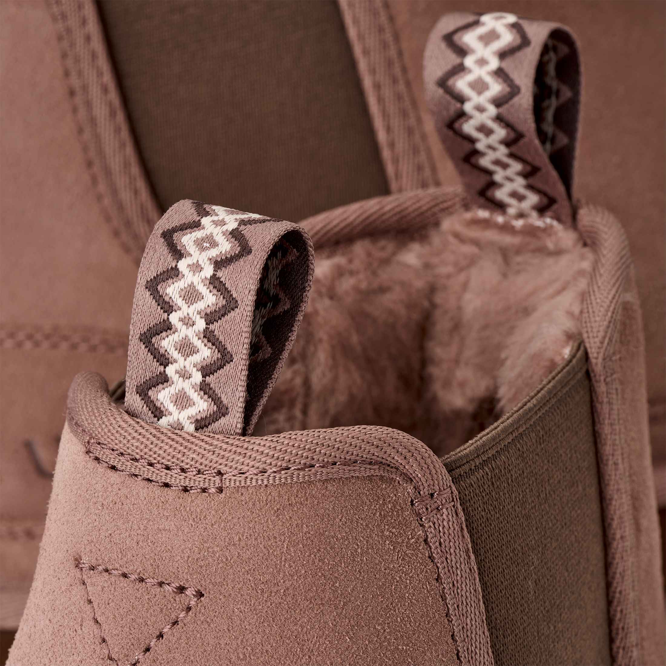 UGG Mens Neumel Chelsea Boots