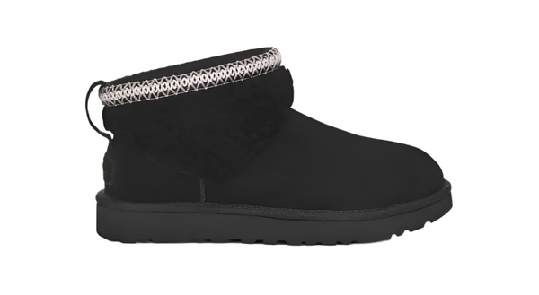 UGG Womens Classic Ultra Mini Maxi Curly Boots