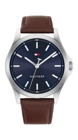 Toomy Hilfiger Mens Bruce 43mm Leather Strap Sport Watch