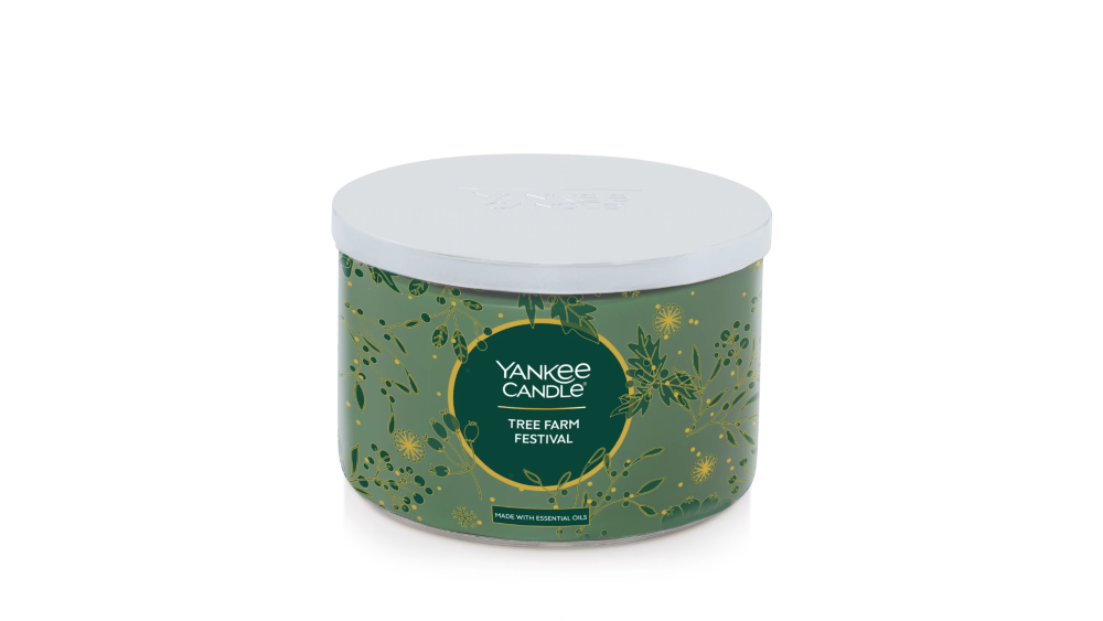 Yankee Candle 3-Wick Candle - Tree Farm Festival