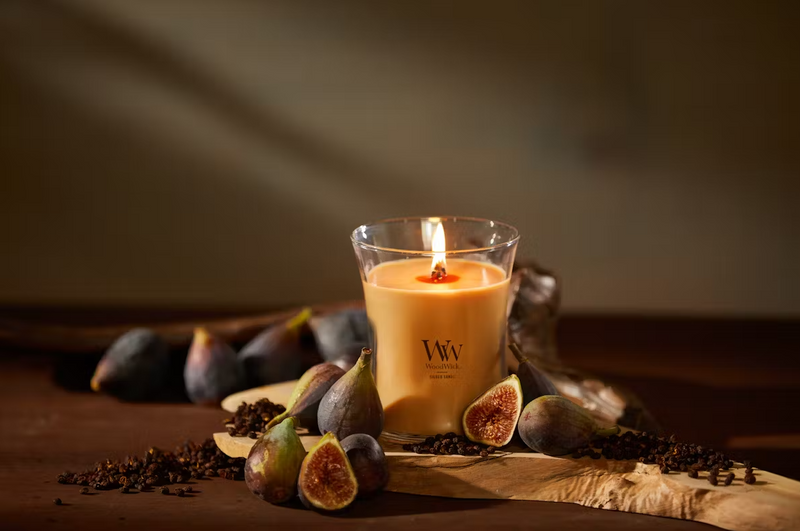 WoodWick Medium Hourglass Candle - Gilded Sands