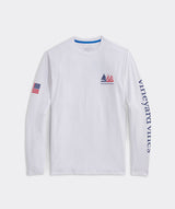 Vineyard Vines Mens USA Catboats Harbor Performance Long Sleeve T-Shirt