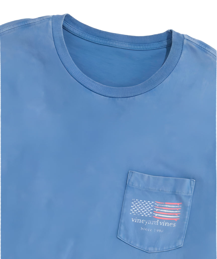 Vineyard Vines Mens Drift Dye Surf Minimal Flag Short-Sleeve Pocket T-Shirt