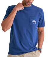 Vineyard Vines Mens Flag Red Fish Pocket Short Sleeve T-Shirt