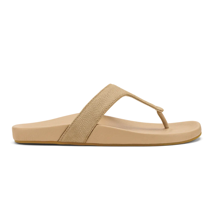 OluKai Womens Kīpe‘a Lipi Elevated Leather Sandals
