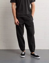 American Eagle Mens AE 24/7 Tech Jogger Pants