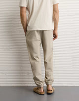 American Eagle Mens AE 24/7 Tech Jogger Pants