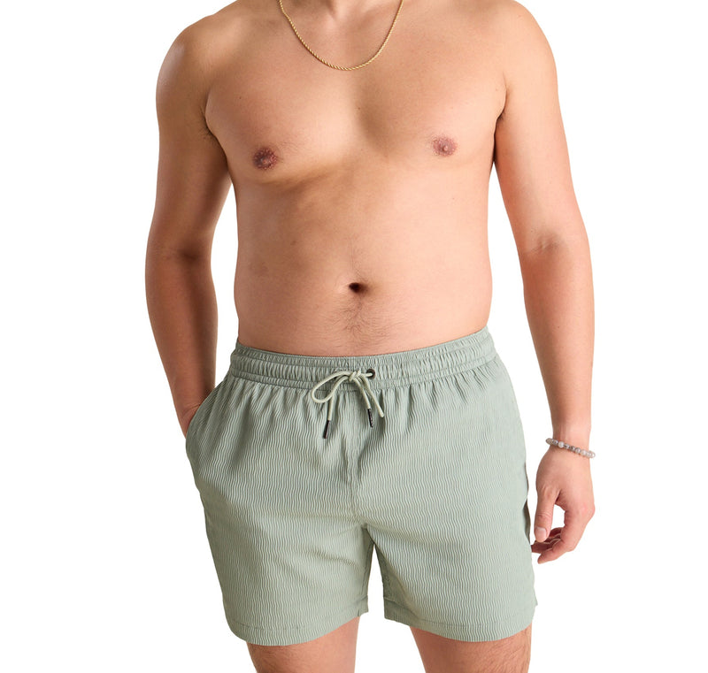 Chubbies Mens The In Field 5.5" Textured Swim Trunks
