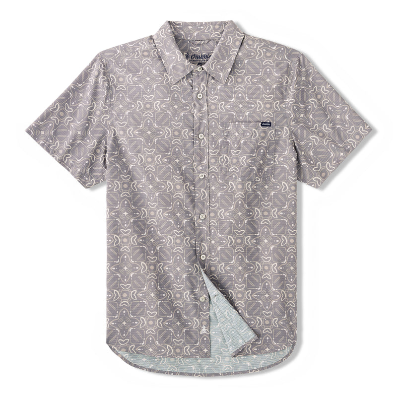 Chubbies Mens The Echo Breezetech Woven Short Sleeve Shirt