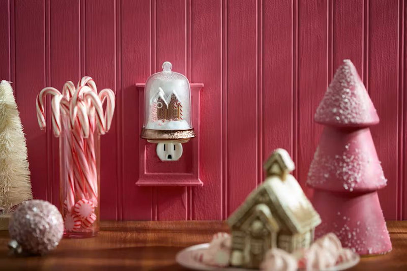 Yankee Candle Gingerbread ScentPlug Diffuser with Light Sensor