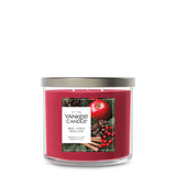 Yankee Candle 3-Wick Candle - Red Apple Wreath