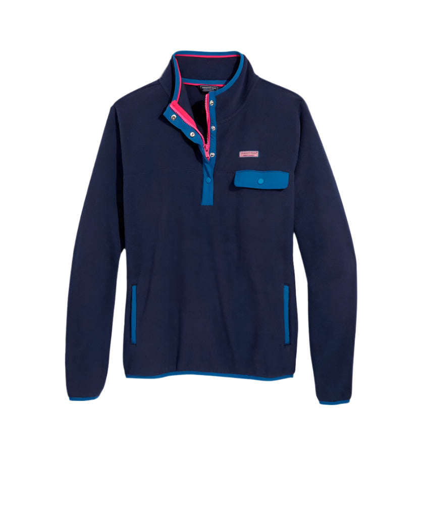 Vineyard Vines T- Shirt Vintage à Manches Longues avec Poche Vineyard Vines T- Shirt Vintage à Manches Longues avec Poche