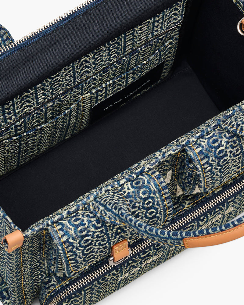 バッグ THE MONOGRAM DENIM TOTE BAG MEDIUM Marc Jacobs The Cargo Monogram Denim Medium Tote Handbag