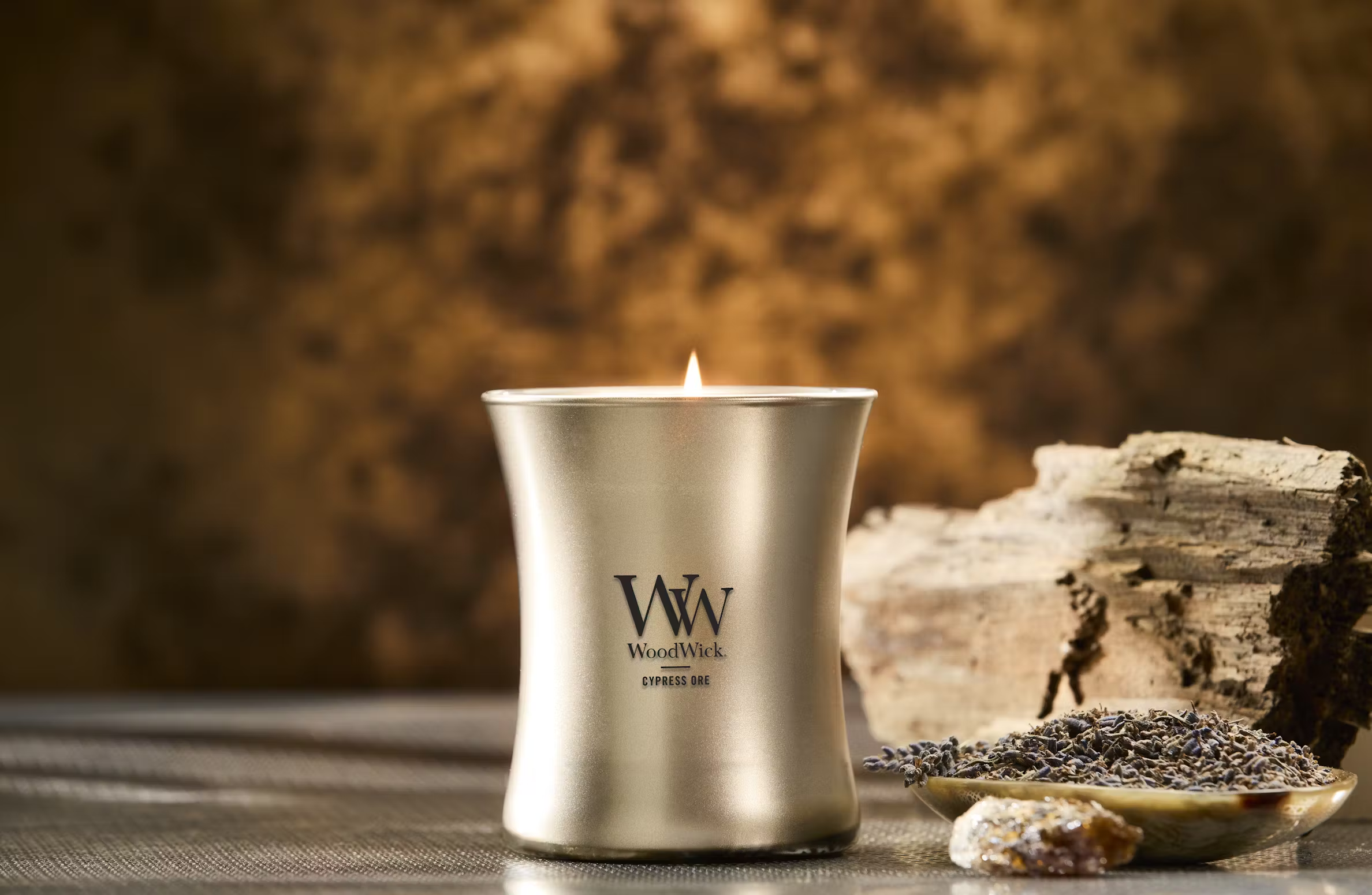 WoodWick Medium Hourglass Precious Metals Candle - Cypress Ore