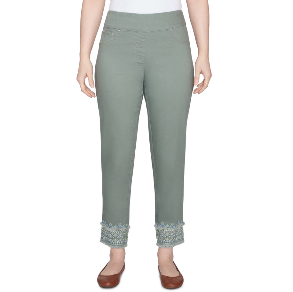 Ruby Womens Embroidered Hem Pull-On Jeans – ShopCGX