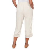 Alfred Dunner Womens Crochet Trim Linen Capri Pants