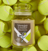 Yankee Candle Original Large Jar Candle - Lucky Sweater