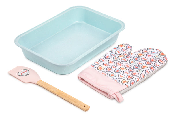 Core Kitchen 3-Piece Valentine Cake Pan Set