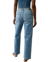 American Eagle Womens AE Strigid High-Waisted Stovepipe Jeans