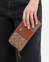 COACH Essential Slim Accordion Zip Wallet