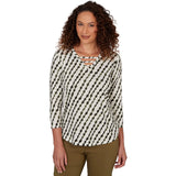 Emaline Women's Ricrac Lattrice V Neck 3/4 Sleeve Top