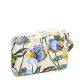 Vera Bradley Clip & Zip Wristlet