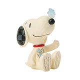 Enesco Peanuts by Jim Shore Snoopy Snowflake on Nose Mini Figurine
