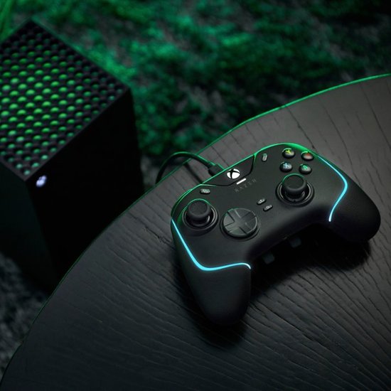 Razer Wolverine V2 Chroma Controller for Xbox Series X|S