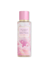 Victoria's Secret Velvet Petals Daydream Body Fragrance Mist