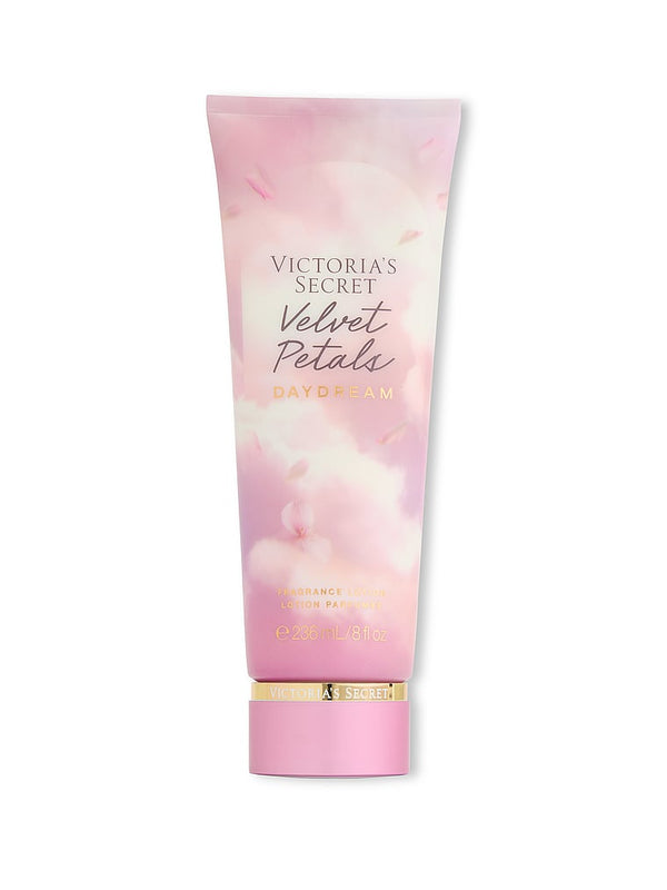 Victoria's Secret Velvet Petals Daydream Body Fragrance Lotion