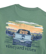 Vineyard Vines Mens Pickup Truck Marsh Dogs Long-Sleeve Pocket T-Shirt