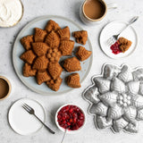 Nordic Ware Poinsettia Pull-Apart Pan