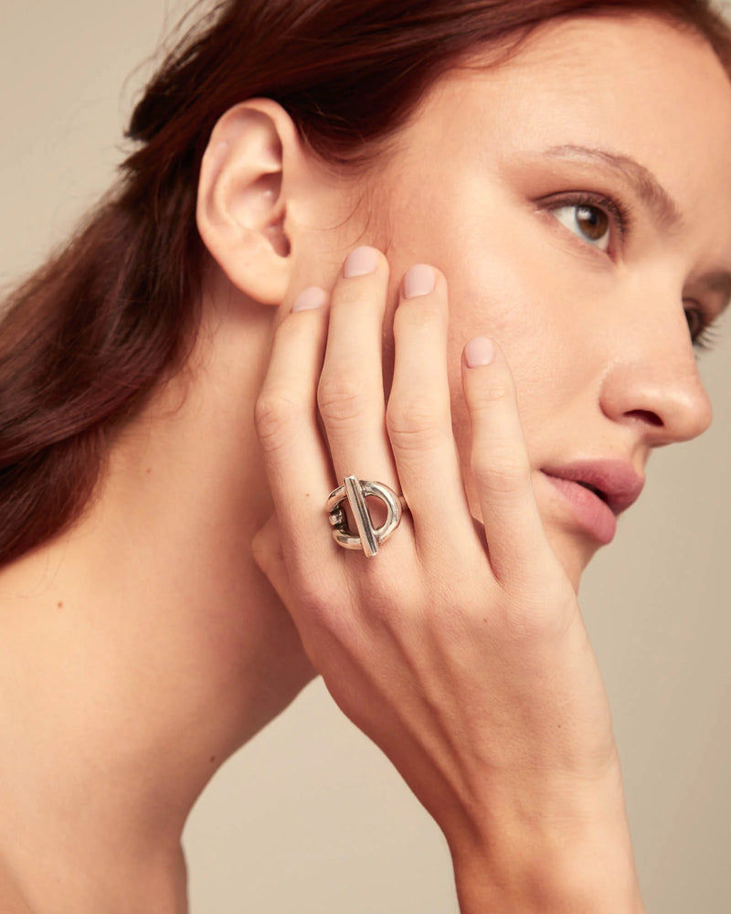 UNOde50 Youthful Silver-Plated Link Shaped Ring - Size 8.5