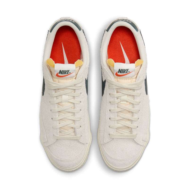 Nike Womens Blazer Low '77 Vintage Shoes