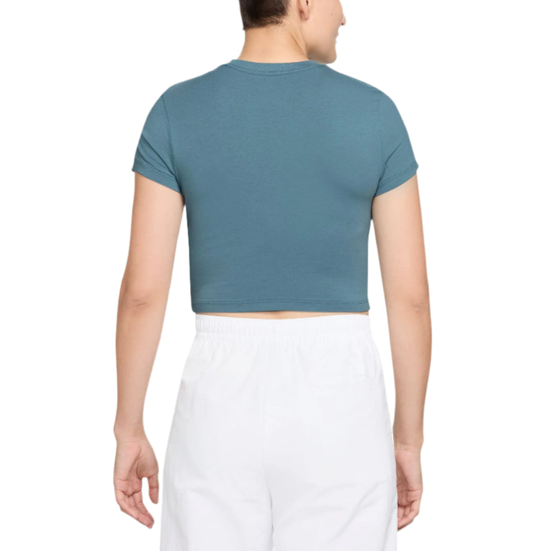 Nike Womens Sportswear Chill Knit Cropped Short Sleeve T-Shirt