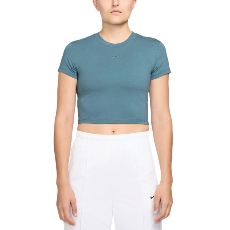 Nike Womens Sportswear Chill Knit Cropped Short Sleeve T-Shirt