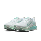 Nike Womens Vomero 18 Running Shoes