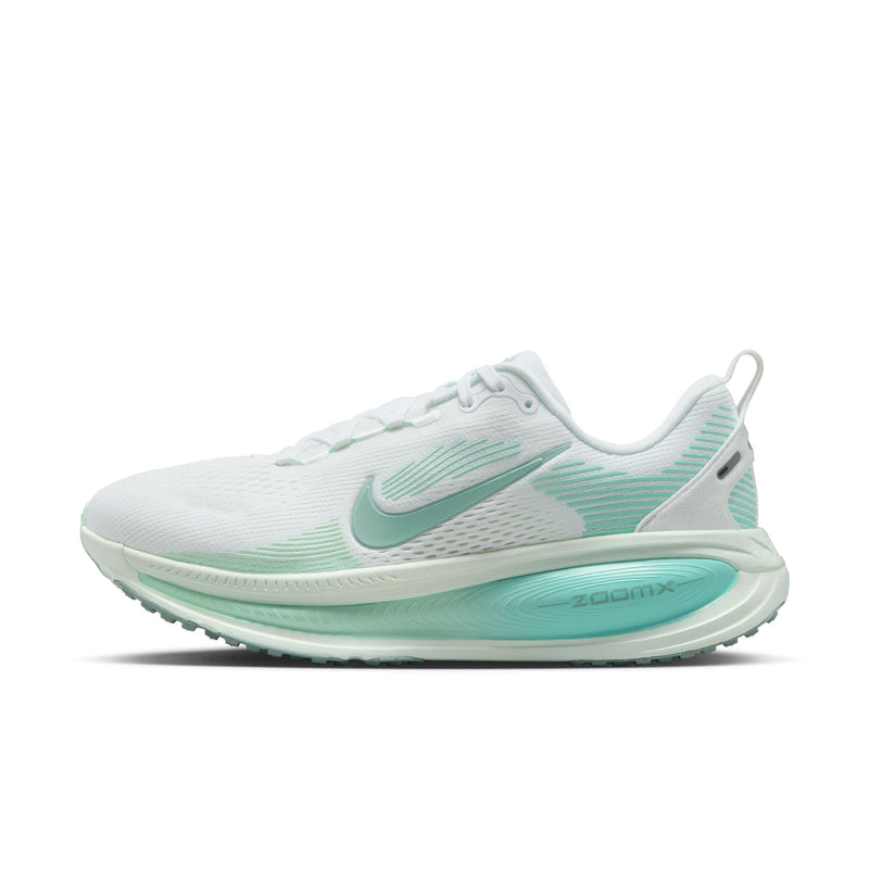 Nike Womens Vomero 18 Running Shoes