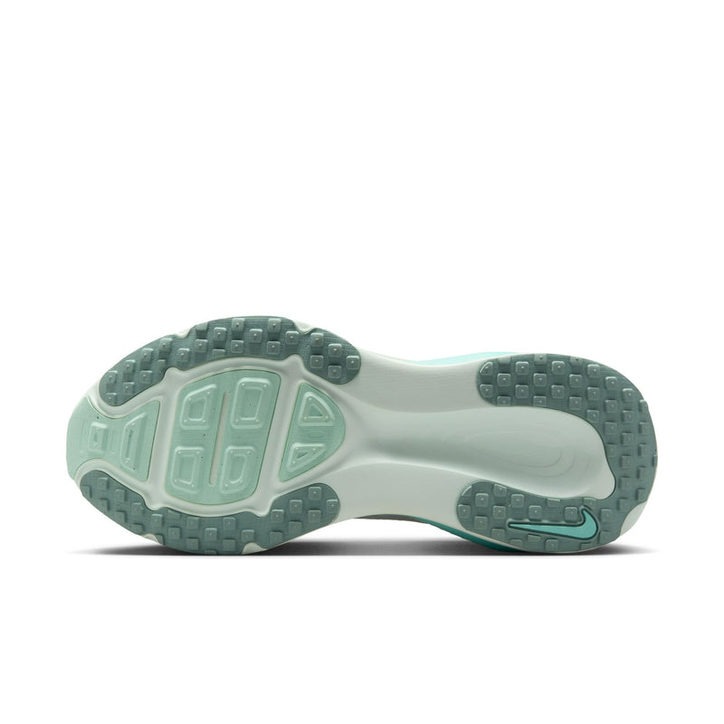 Nike Womens Vomero 18 Running Shoes