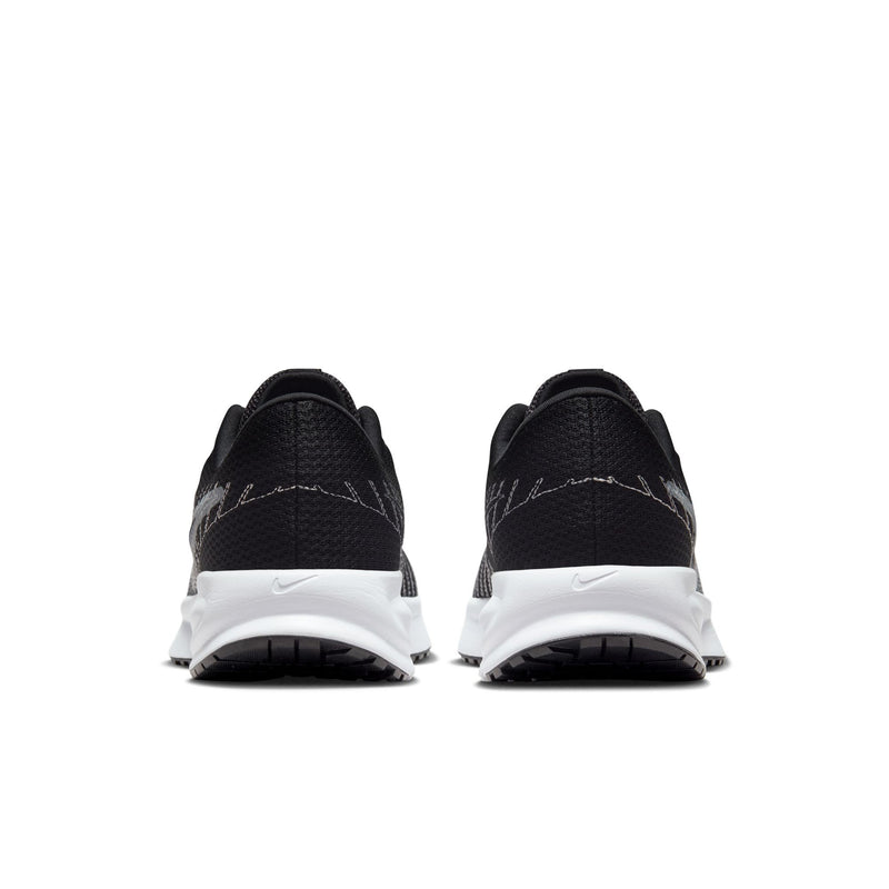 Nike Womens Defy Road Running Shoes