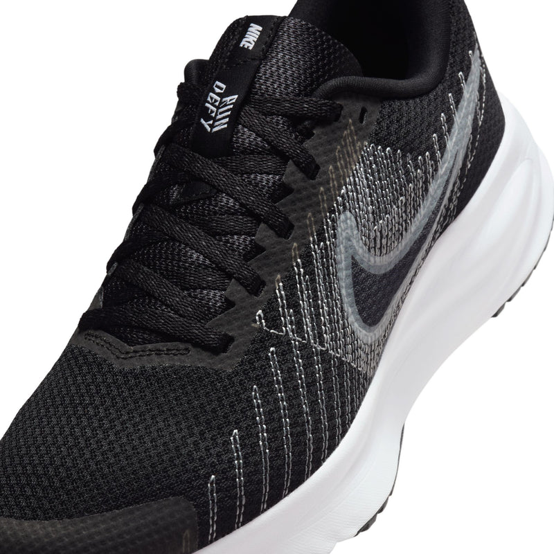 Nike Womens Defy Road Running Shoes