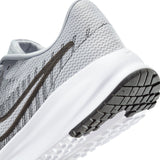 Nike Mens Defy Running Shoes