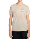 Nike Sportswear Club Women's Short-Sleeve Graphic T-Shirt