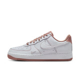 Nike Womens Air Force 1 '07 Shoe