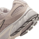 Nike Mens V5 RNR Shoes