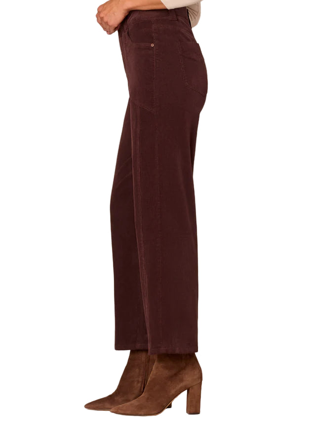 Democracy Womens "Ab"solution Skyrise Relaxed Straight Leg Pants With Seaming Detail